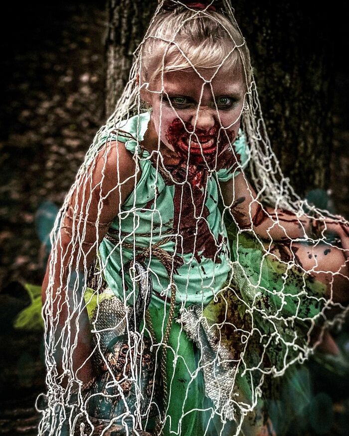 7 Year Old Girl Makes The Most Amazing Horror Movie Cosplays
