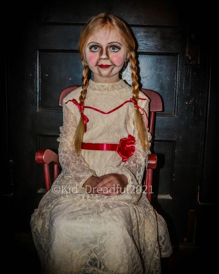 7 Year Old Girl Makes The Most Amazing Horror Movie Cosplays