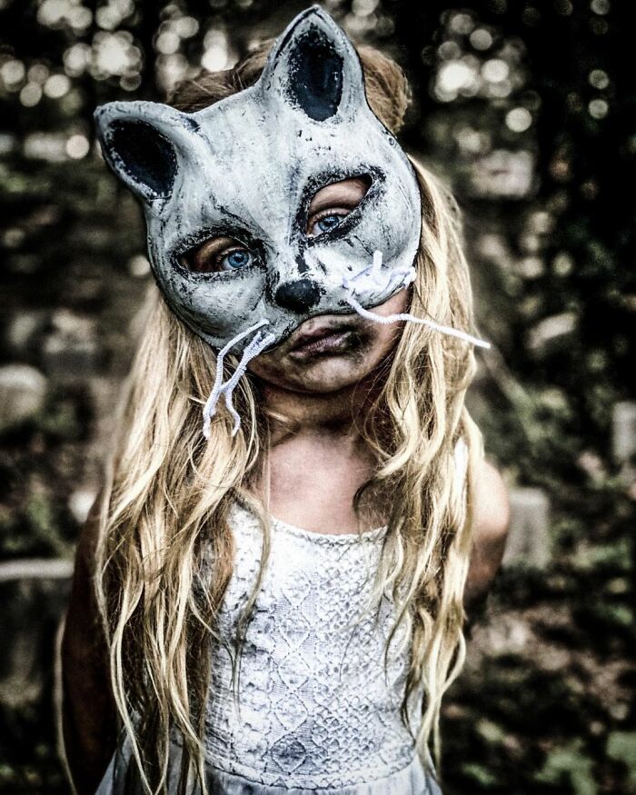 7 Year Old Girl Makes The Most Amazing Horror Movie Cosplays