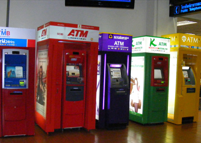 People Expose 40 Of The Worst Tourist Scams That Travelers Should Know