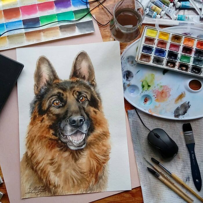 "A Homeless Artist Who Is Always On The Go"