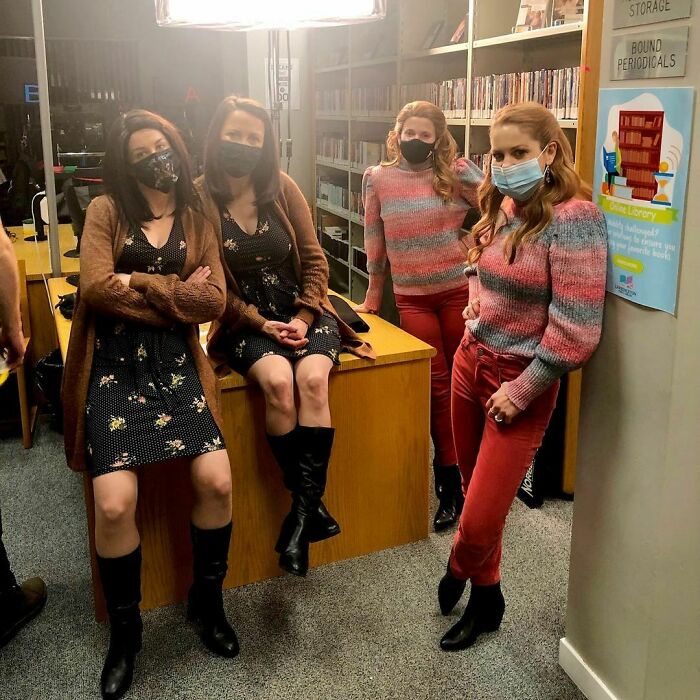 Seeing Double On Set Of Aurora Teagarden Mysteries: How To Con A Con