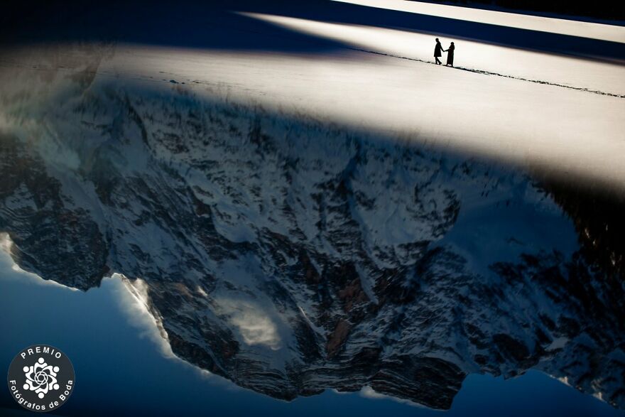 A Couple In Love Can Climb Any Mountain... Pic. By Luca Gallizio