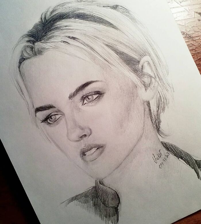 I See Something Special In Everyone And That's Why I Create These Portraits (20 Pics )