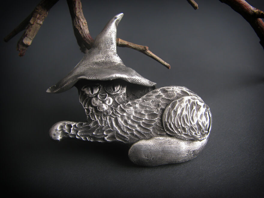 Two Clinical Psychologists Create Sombre But Kind Pewter Jewellery (36 Photo)