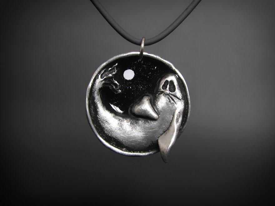 Two Clinical Psychologists Create Sombre But Kind Pewter Jewellery (36 Photo)