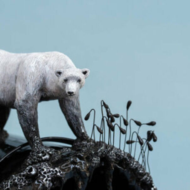 Stephanie Kilgast's Wonderful Creations From Trash To Art!