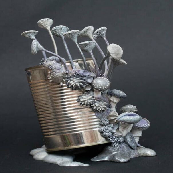 Stephanie Kilgast's Wonderful Creations From Trash To Art!