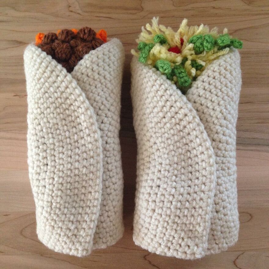 Woman Makes Crochet Dough Dishes That Are Simply "Delicious"