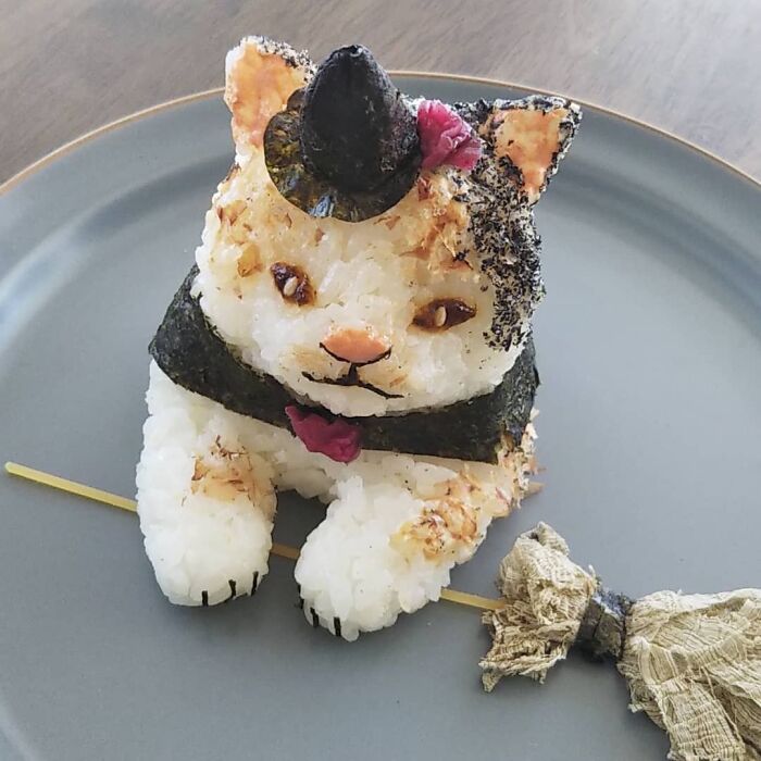 You Wouldn't Dare Eat These Rice Balls (New Pics)