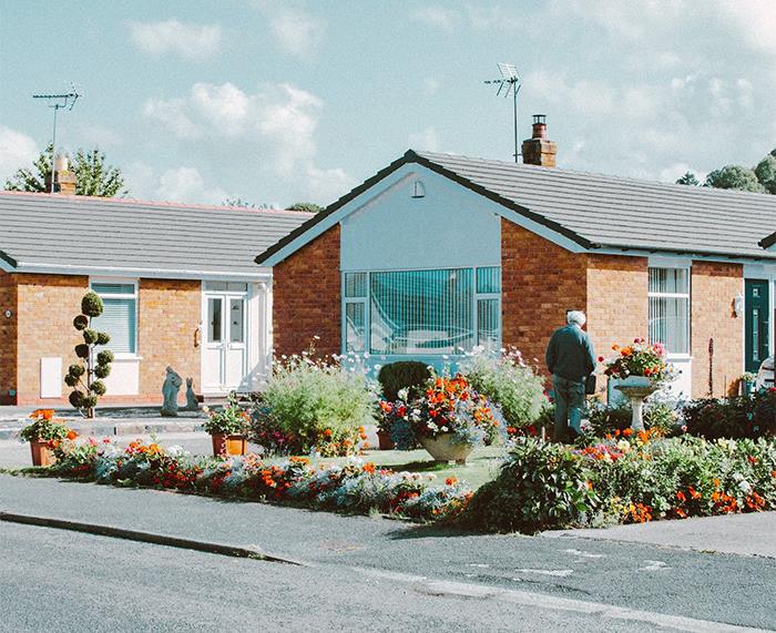 People Are Sharing 40 Family Secrets They Were Told Only When They Became Adults