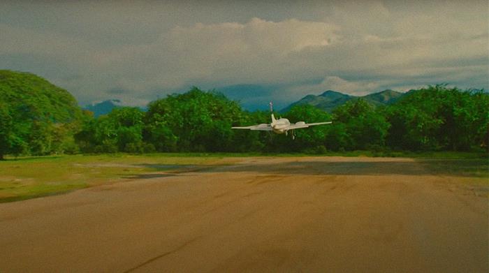 People Are Sharing 40 Family Secrets They Were Told Only When They Became Adults