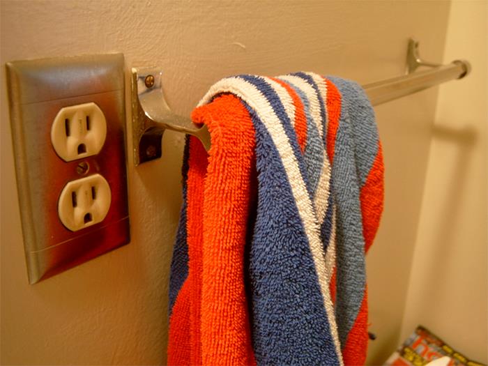 30 Husbands And Wives Share What Bizarre Things They Discovered About Each Other After Marriage