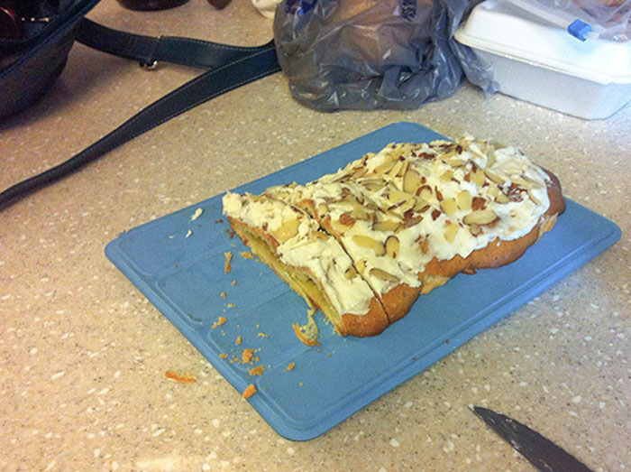 My Girlfriend's Grandma Thought The iPad Was A Cutting Board