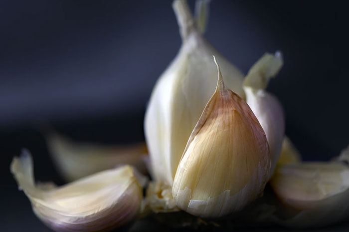 Chefs Are Sharing Simple Tips That Can Instantly Make Your Cooking Better (40 Tips)