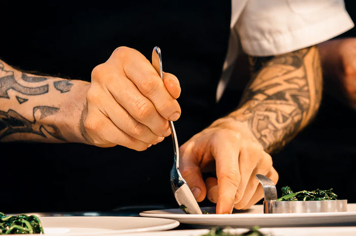 Chefs Are Sharing Simple Tips That Can Instantly Make Your Cooking Better (40 Tips)