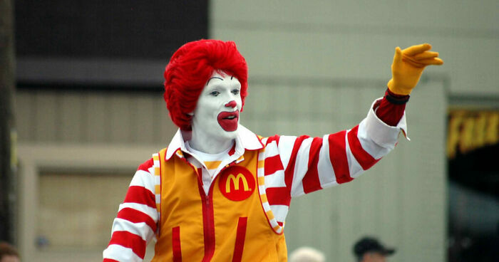 Hey Pandas, Photoshop This Photo Of Ronald Mcdonald (Closed)