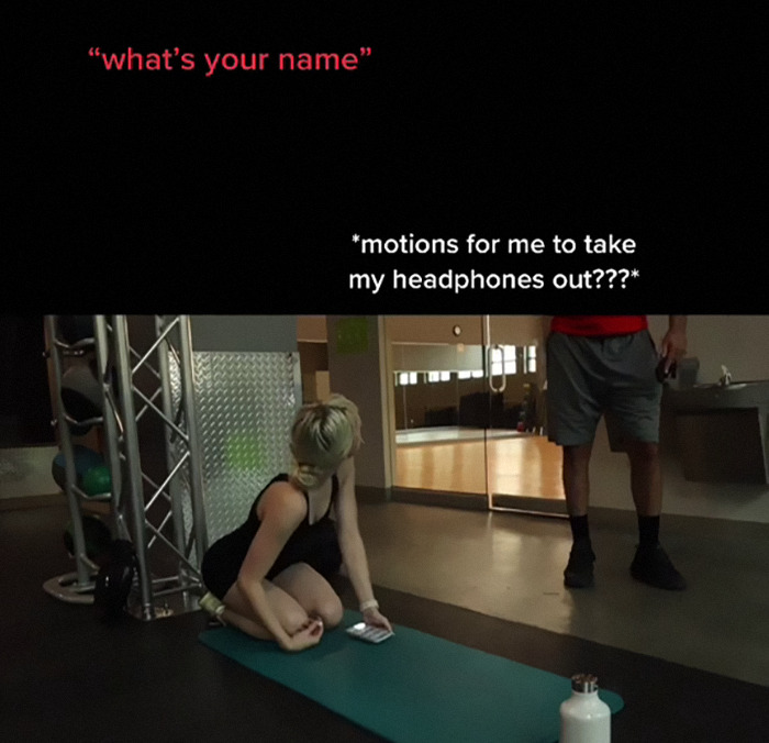 Man In His 40s Gets Turned Down For A Date With A 19-Year-Old, Embarrasses Himself With His 'Comeback'