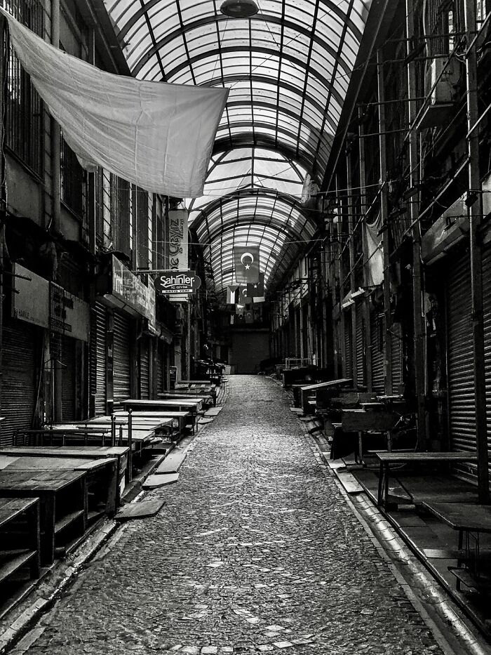 Istanbul On Lockdown