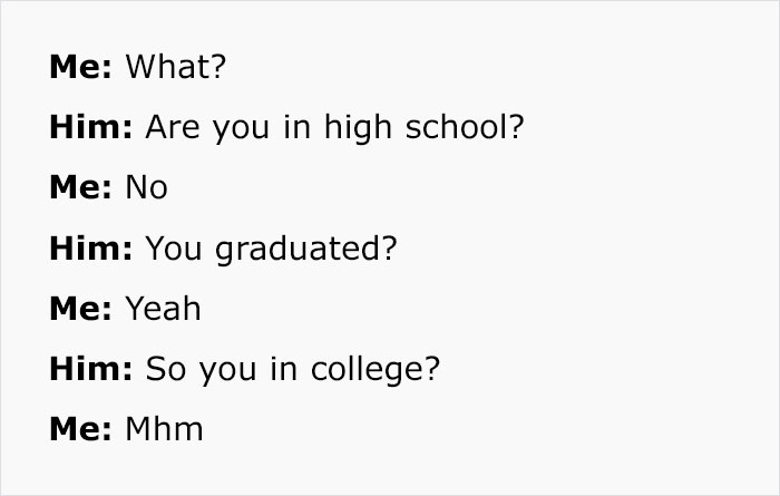 Young Woman Films Her Customer's Cringy Attempts To Hit On Her At Work Despite Her Not Being Interested, Goes Viral Young Woman Films Her Customer's Cringy Attempts To Hit On Her At Work Despite Her Not Being Interested, Goes Viral
