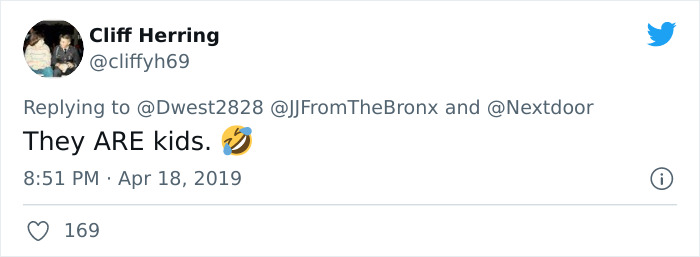 Entitled Couple Wants Neighbors To Cook For Them And Do Their Housework Because They Are Having A Baby, Get Slammed On Twitter Entitled Couple Wants Neighbors To Cook For Them And Do Their Housework Because They Are Having A Baby, Get Slammed On Twitter