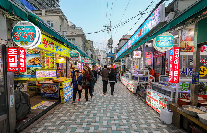 TikToker Explains How The Korean Age System Differs From The International One TikToker Explains How The Korean Age System Differs From The International One