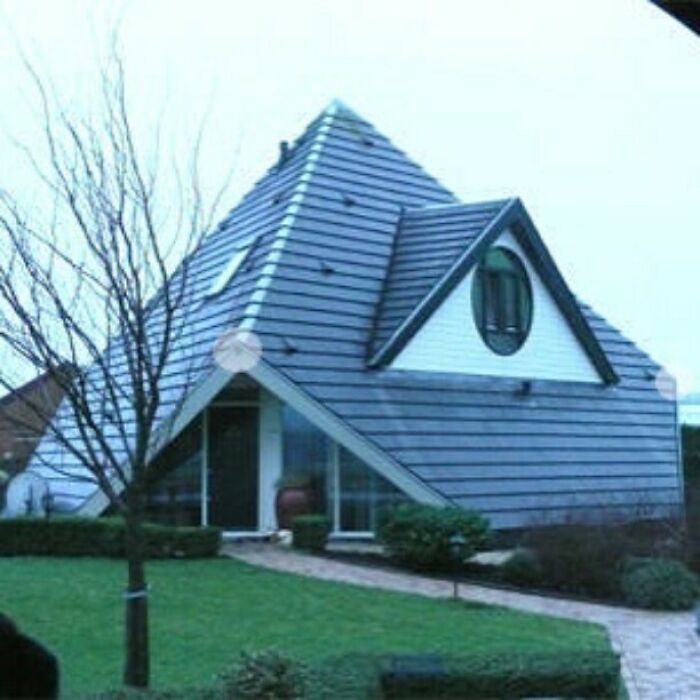 Dutchies: Taking The Pyramid-Shaped Houses To The Next Level