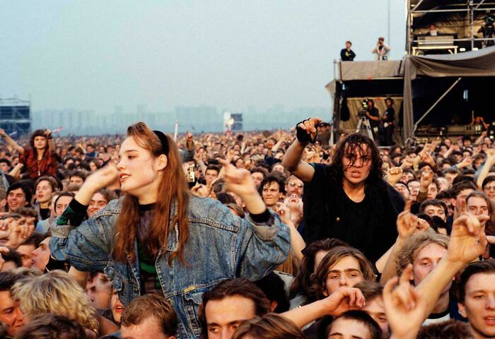 Soviet Rock Fans Attend A Concert In Moscow On September 28, 1991. Half A Million People Jammed An Airfield To See The Soviet Union’s Biggest Western Rock Concert, Touted As A Gift To Russian Youth For Their Resistance Last Month’s Coup. 