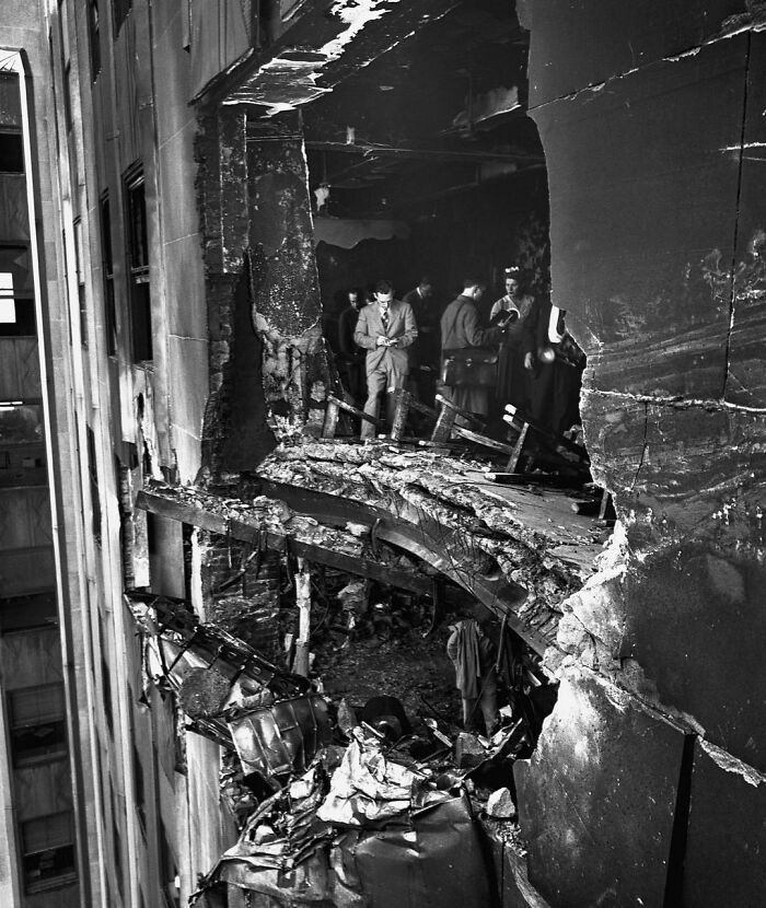 In 1945, A B-25 Bomber Got Lost In A Patch Of Fog And Crash Into The 79th Floor Of The Empire State Building. Fourteen People Passed Away In The Incident
