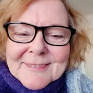 stephanie_murray avatar