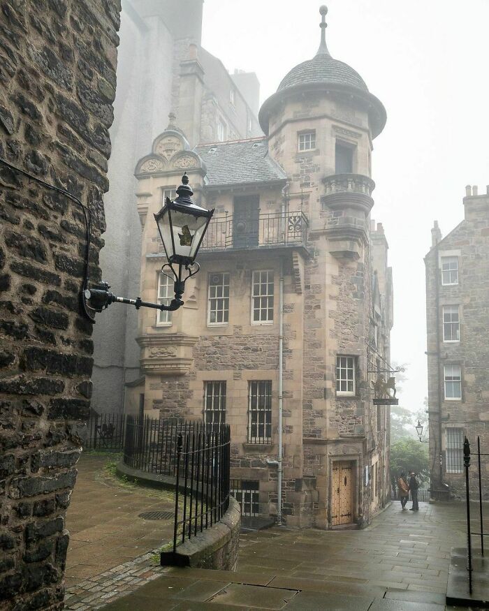 Writer's Museum, Edinburgh, In The Fog