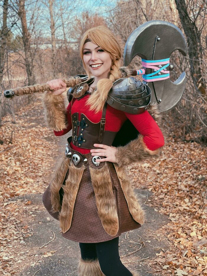 My Wife Made Her Own How To Train Your Dragon Costume From Scratch For Halloween