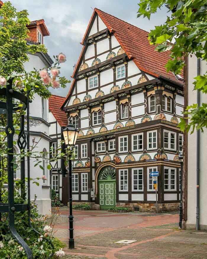 Bürgerhus, A 1560 Half-Timbered House Built For The Hollenstedt Family Who Were The Council Members Of Hamelin, Lower Saxony, Germany. Refurbished Extensively In The 1980s