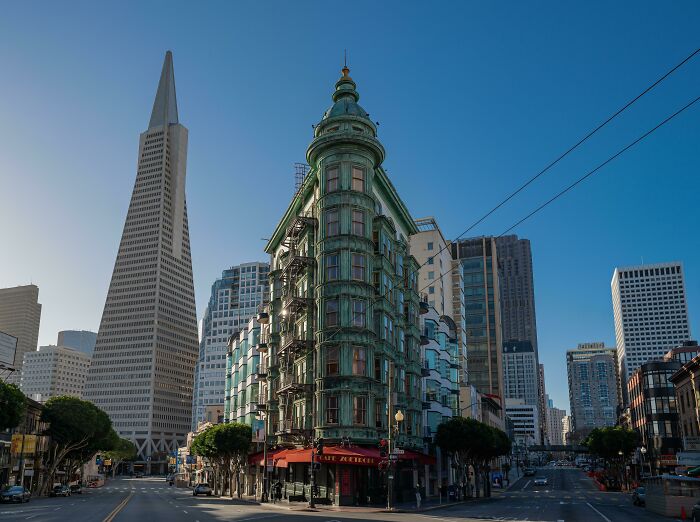 The Sentinel Building In San Francisco