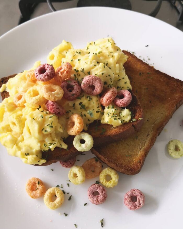 Scrambled Eggs On Buttered Toast With Fruit Loopies