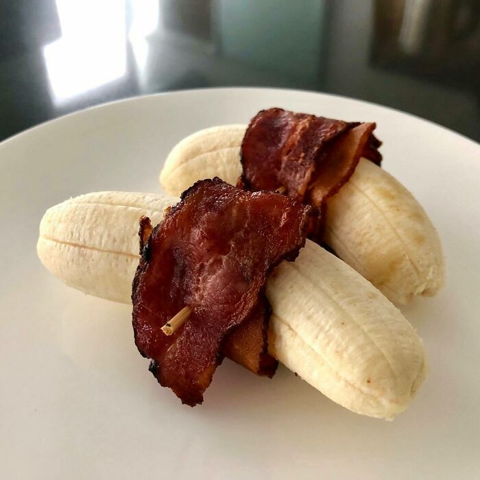 Esto es lo que Dee pidió para el desayuno. Feliz de complacerla, pero esperando que no esté embarazada