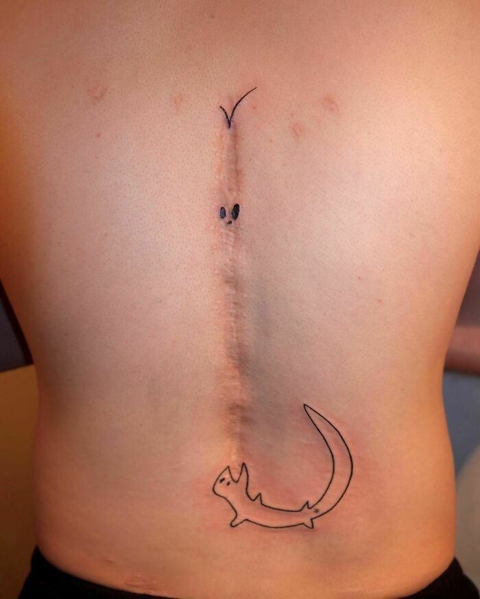 I Engraved A Lizard With A Very Long Tongue To A Customer Who Wants To Become A Grandfather With A Funny Wound In The Future