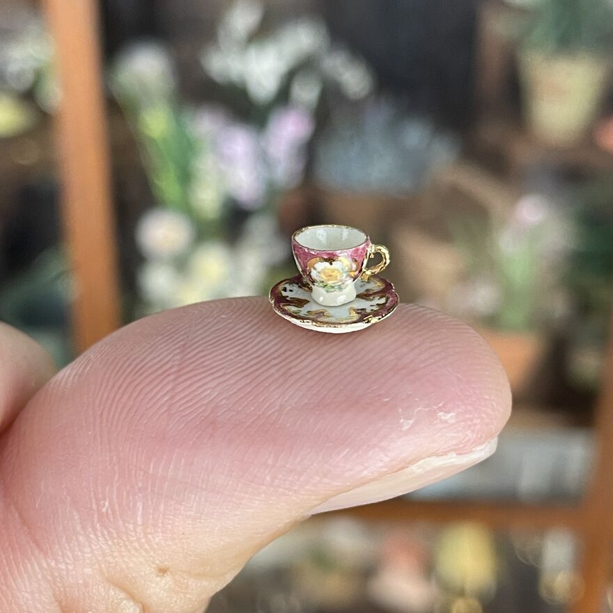 I Made Dollhouse Miniatures That Ain't No Little Girl Playthings (13 Pics) I Made Dollhouse Miniatures That Ain't No Little Girl Playthings (13 Pics)