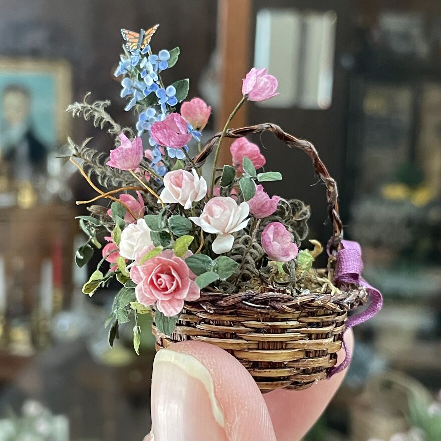 I Made Dollhouse Miniatures That Ain't No Little Girl Playthings (13 Pics) I Made Dollhouse Miniatures That Ain't No Little Girl Playthings (13 Pics)