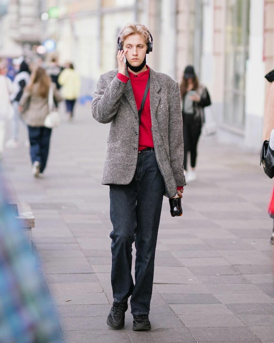 In Russia, A Photographer Takes Pictures Of Stylish People On City Streets