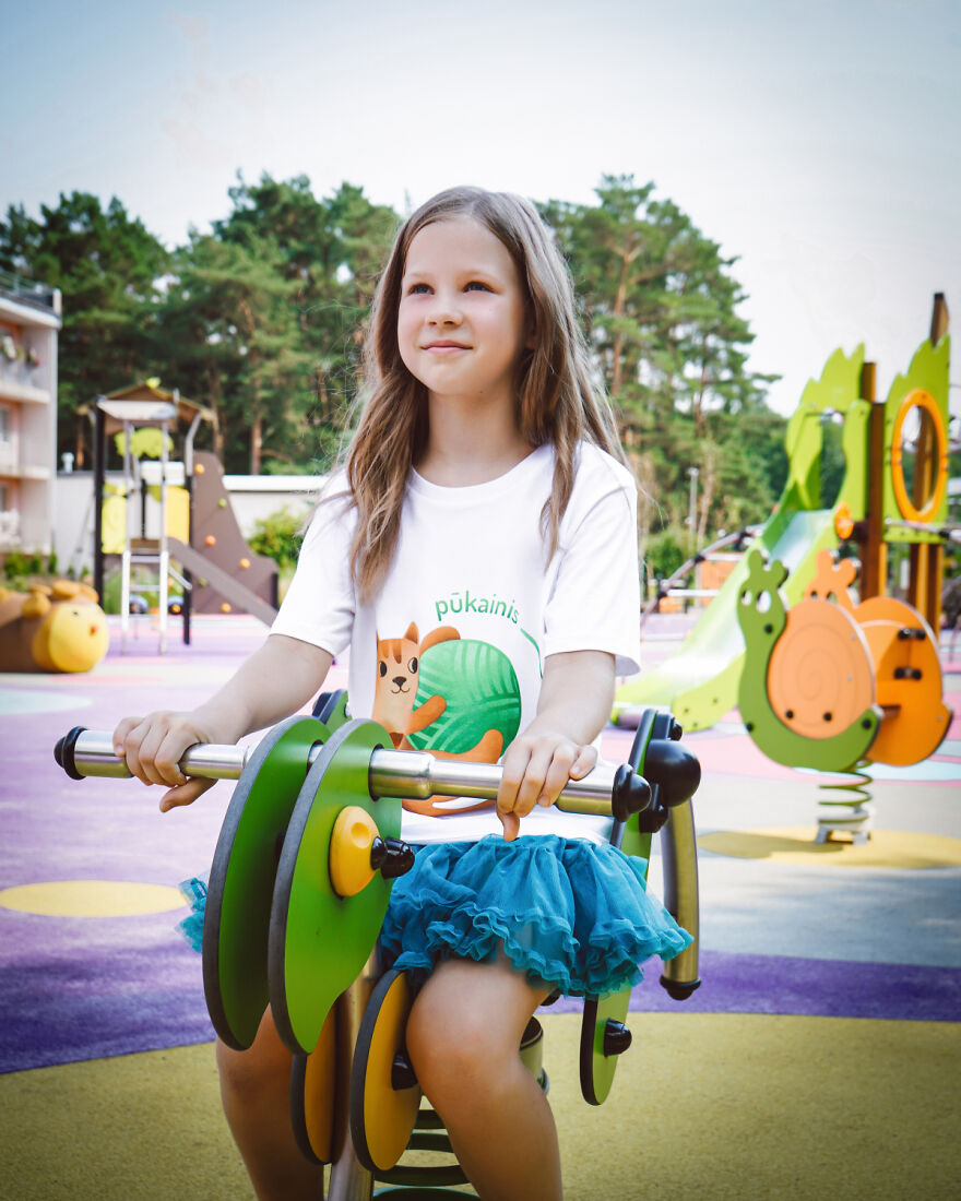 Support Animals By Wearing Latvian-Made Hoodies Support Animals By Wearing Latvian-Made Hoodies