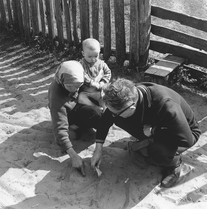 The Present Meets The Past: Acclaimed Lithuanian Photo Artist Offers A Unique Glimpse At The University Life The Present Meets The Past: Acclaimed Lithuanian Photo Artist Offers A Unique Glimpse At The University Life