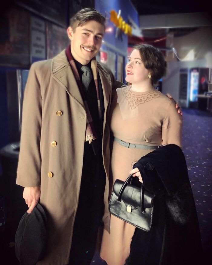 Engaged Young Couple Lives Like It's The 1930s With Vintage Clothes, Home, Tools, And A Car (30 Pics)
