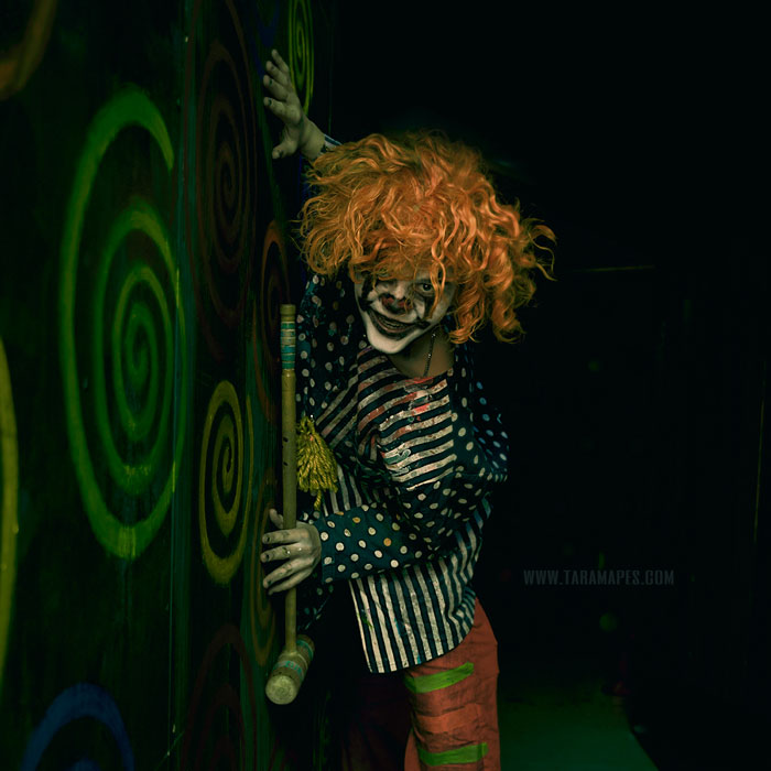My 38 Photos Of Creepy Clowns That I Took In A Haunted House