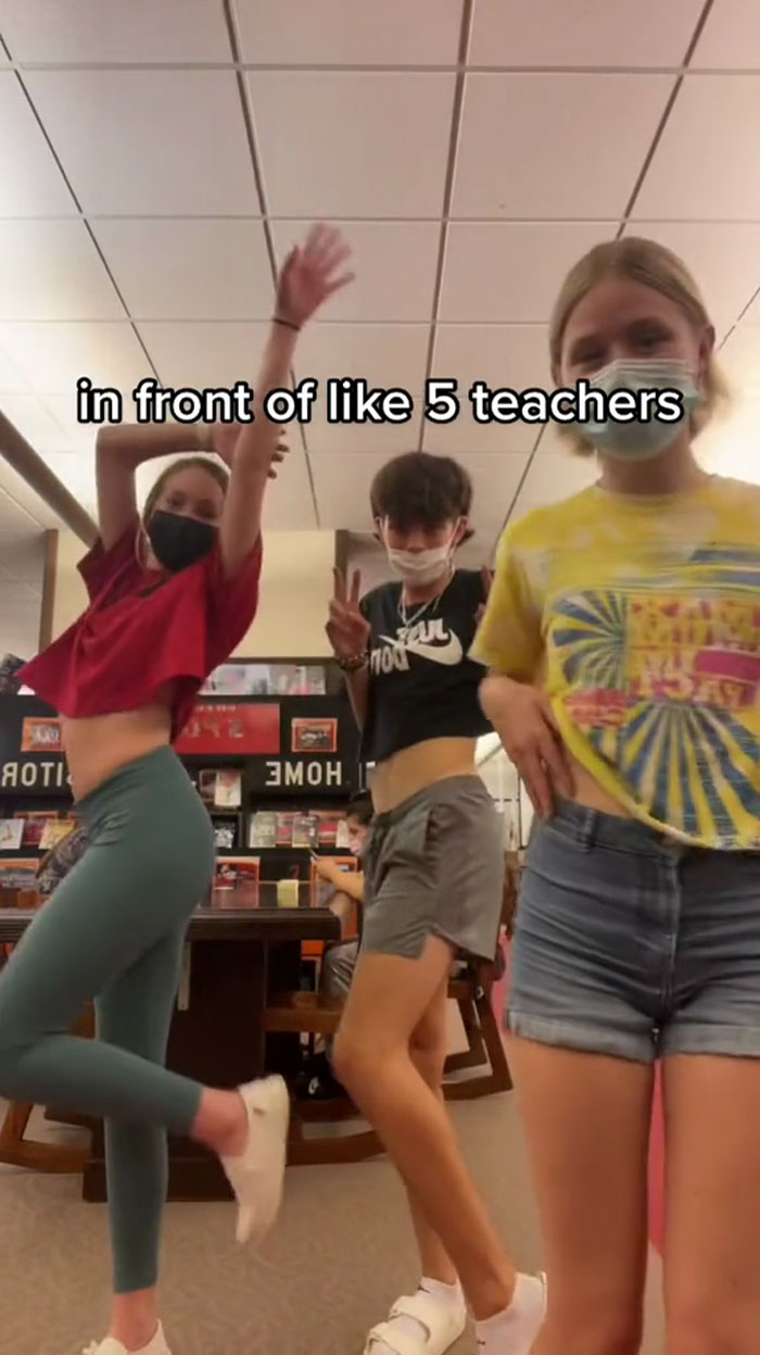 Teen Wears Clothes To School That Would Get Him Dress Coded If He Were A Girl, Proves Just How Sexist It Is After No One Says Anything