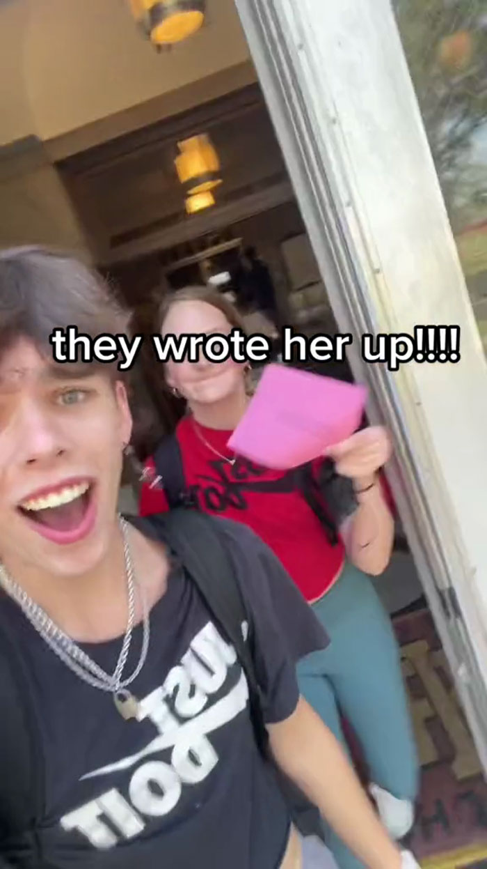 Teen Wears Clothes To School That Would Get Him Dress Coded If He Were A Girl, Proves Just How Sexist It Is After No One Says Anything Teen Wears Clothes To School That Would Get Him Dress Coded If He Were A Girl, Proves Just How Sexist It Is After No One Says Anything