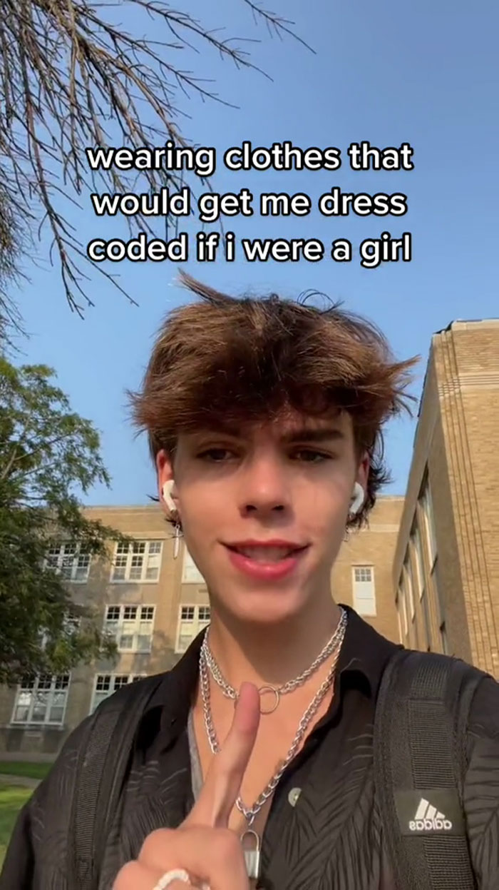 Teen Wears Clothes To School That Would Get Him Dress Coded If He Were A Girl, Proves Just How Sexist It Is After No One Says Anything