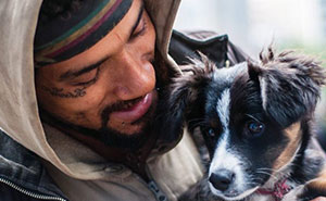 This Instagram Account Shares The Lives Of Brazilian Homeless People And Their Dogs (98 Pics)