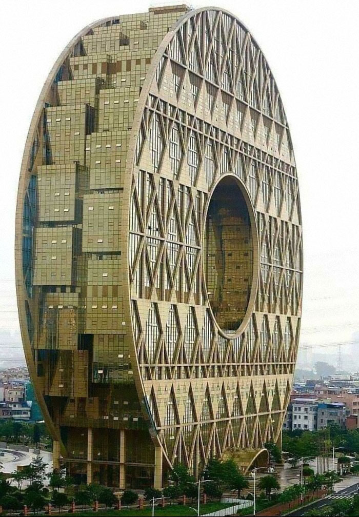 This Circular Building In China Is Masssssive