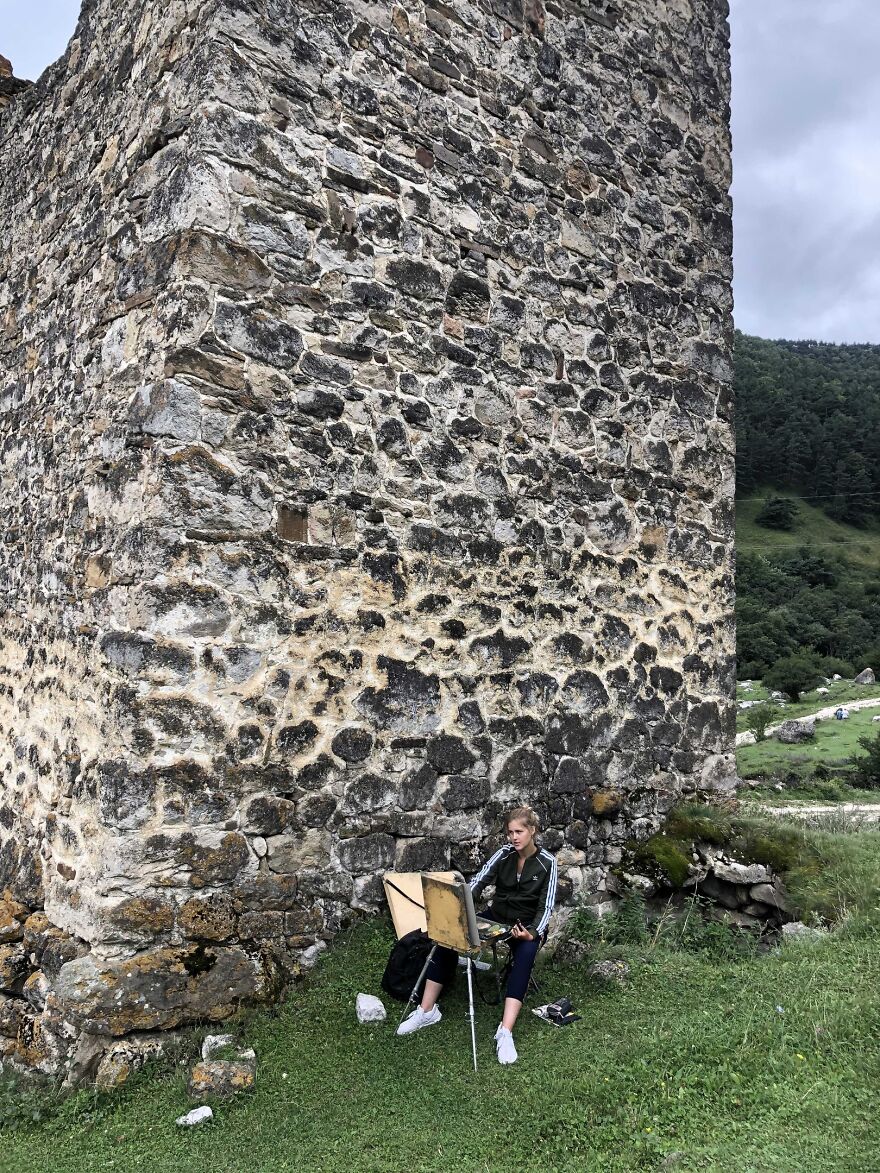 The Artist-Traveler Conquers The Mountain Peaks! (9 Amazing Pics!)